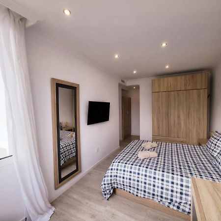 Stylish 3 Bedroom Penthouse In Marbella Centre With Large Pool Close To The Beach المظهر الخارجي الصورة