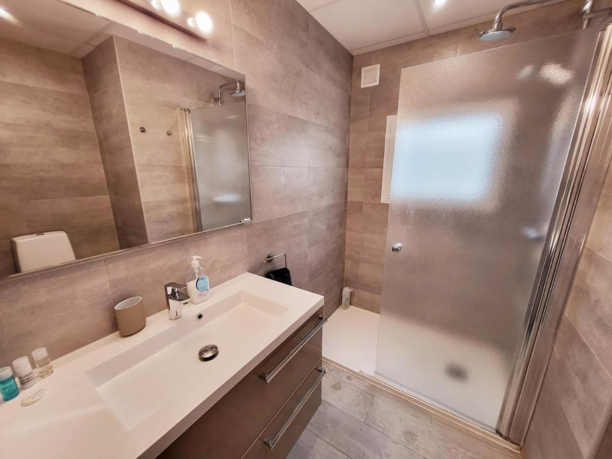 Stylish 3 Bedroom Penthouse In Marbella Centre With Large Pool Close To The Beach المظهر الخارجي الصورة